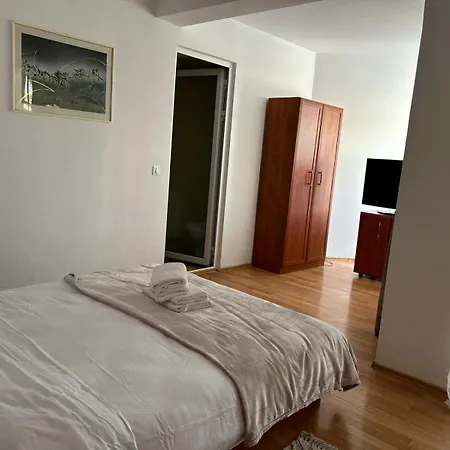 Pensionat Ambra Room's 3*