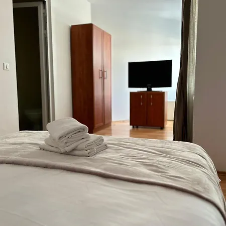 Pensionat Ambra Room's 3*