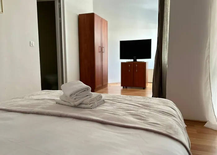 Guest house Ambra Room's 3*